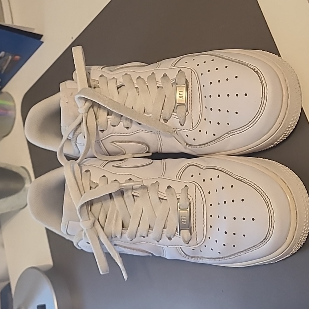 Nike Air Force 1 Sz 7.5 White